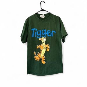 Vintage Winnie The Pooh Tigger Disney Tee Size Large
